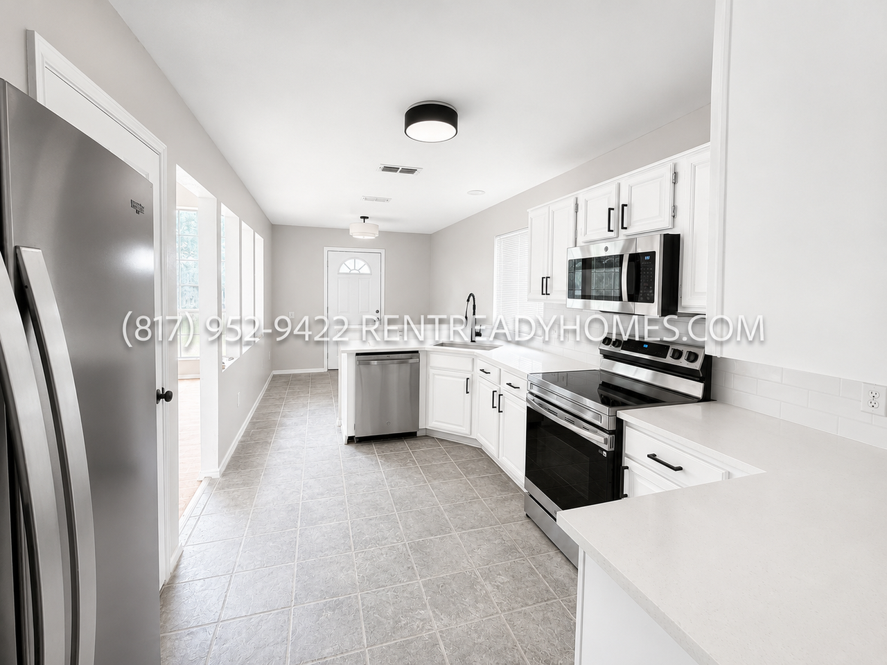 3405 Plantation Ln - Photo 3 of 19