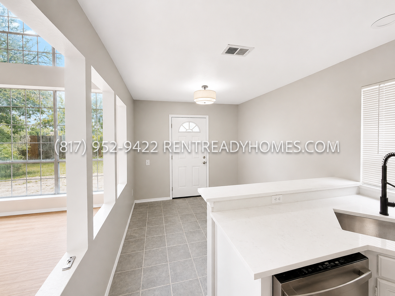 3405 Plantation Ln - Photo 5 of 19