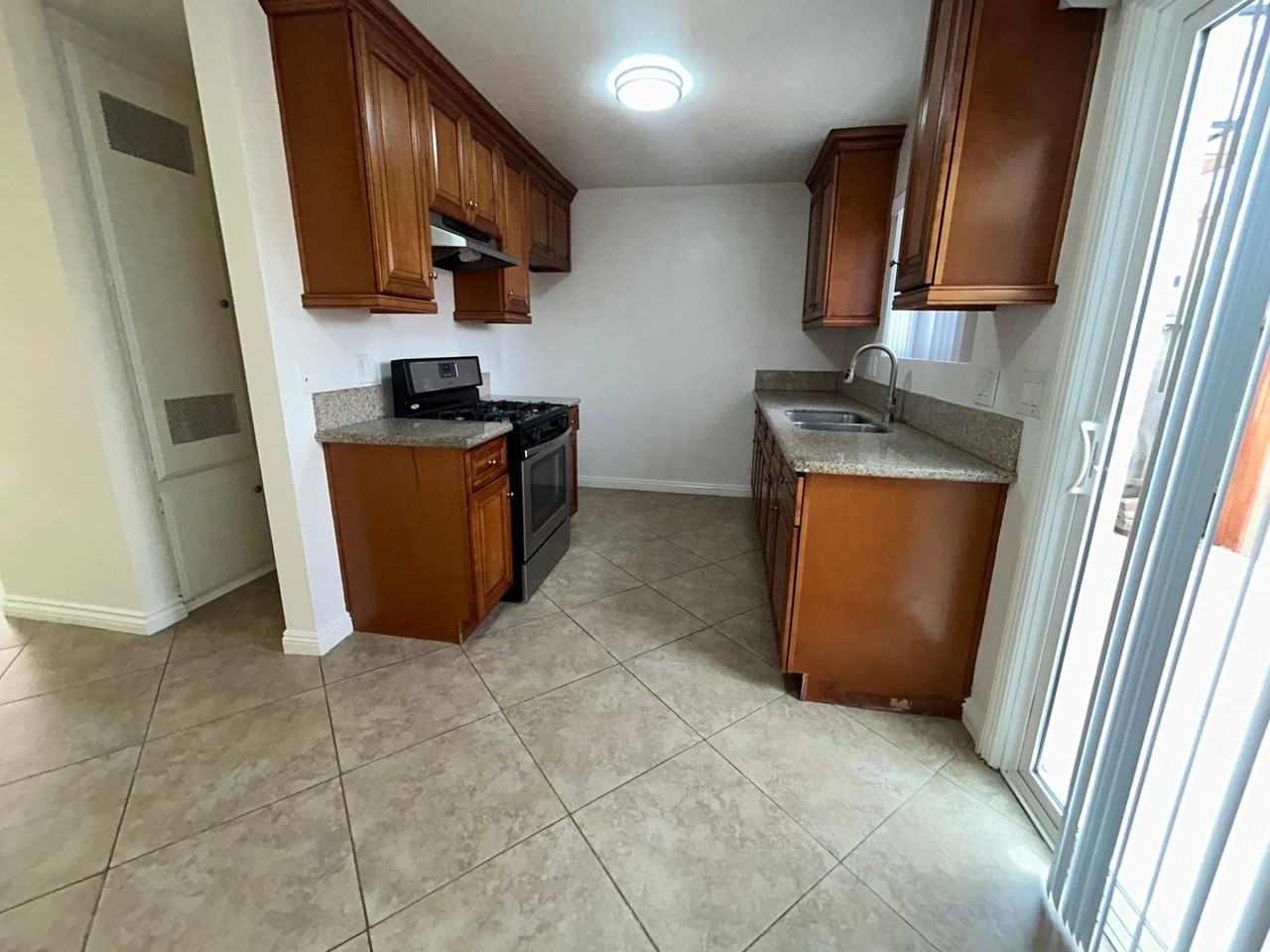 7822 Newman Ave #A - Photo 3 of 15