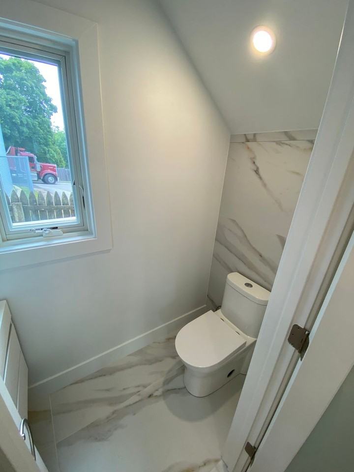 631 N Monroe St #REAR - Photo 7 of 21