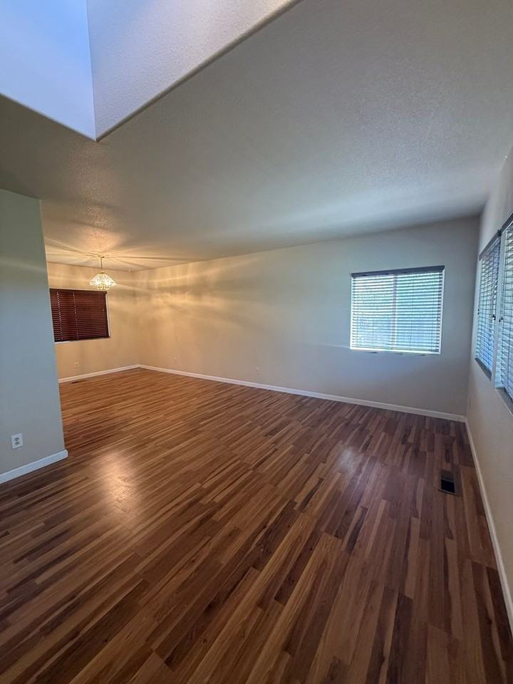 1080 Crosswater Dr - Photo 2 of 20