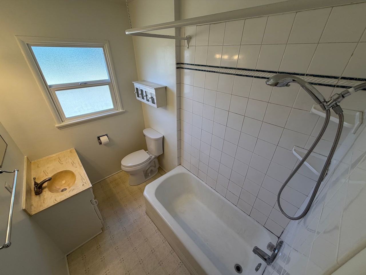 119 Liberty St #A - Photo 6 of 11