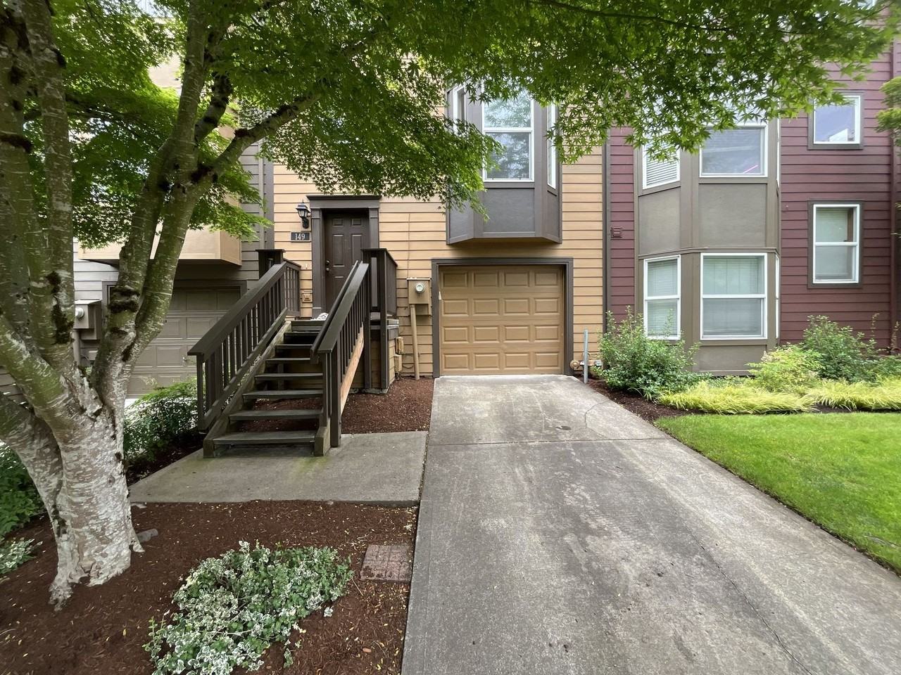 149 Ne 75th Ave - Photo 2 of 43