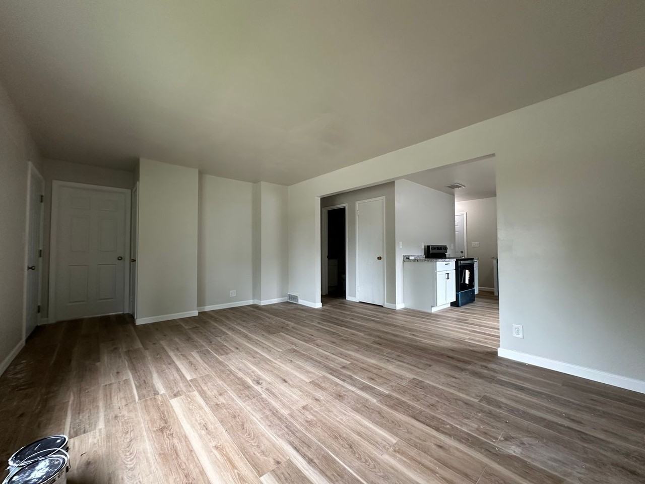 6656 W Brentwood Ave - Photo 6 of 12