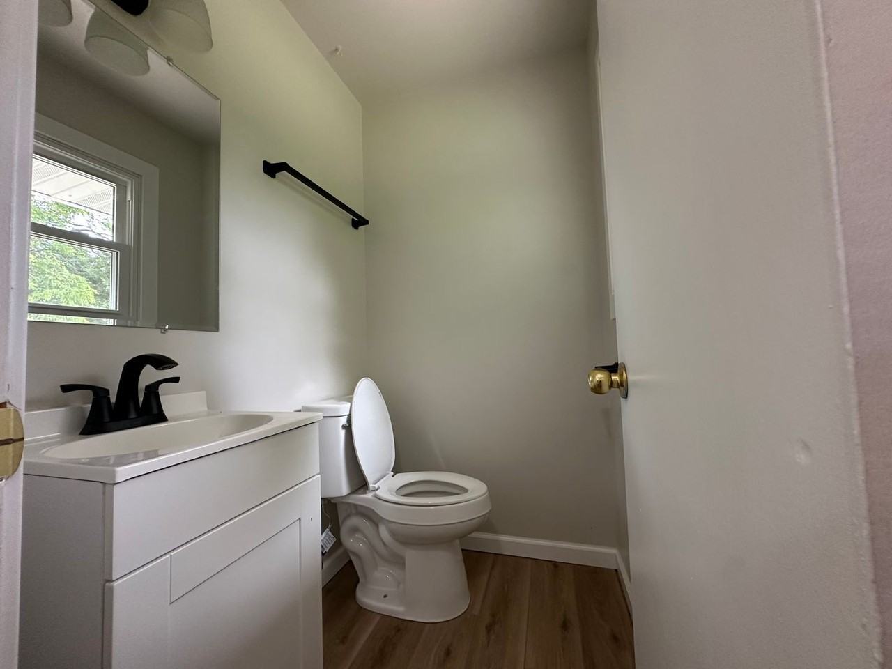 6656 W Brentwood Ave - Photo 7 of 12