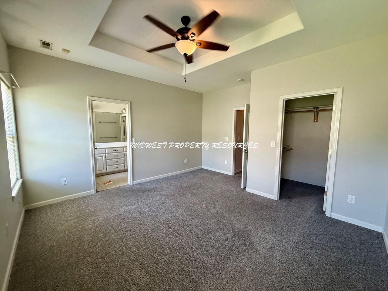 13804 Craig Ave - Photo 7 of 19