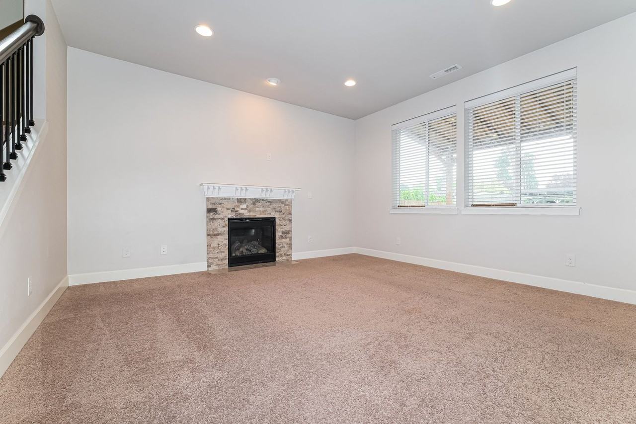 9701 S 245th Pl - Photo 2 of 15
