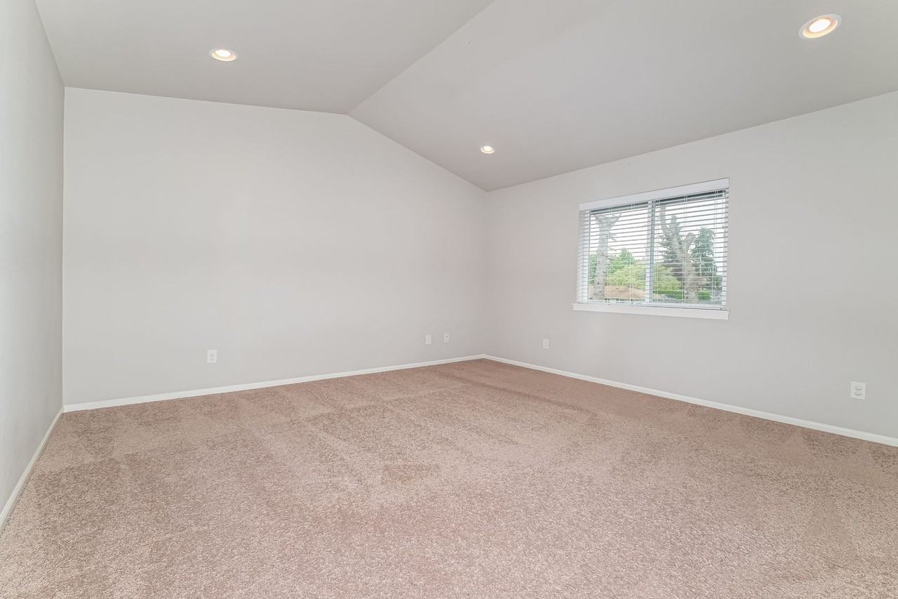 9701 S 245th Pl - Photo 5 of 15