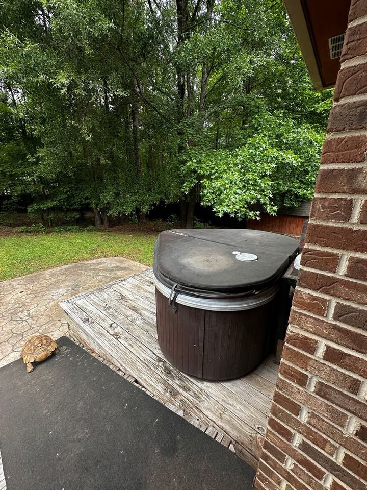 105 Bear Creek Ct - Photo 2 of 36