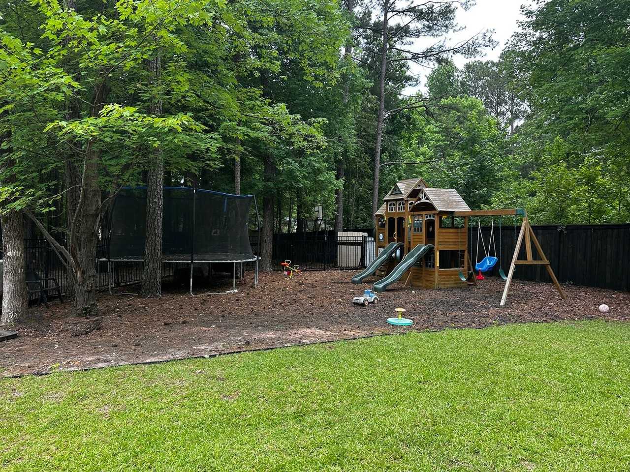 105 Bear Creek Ct - Photo 7 of 36