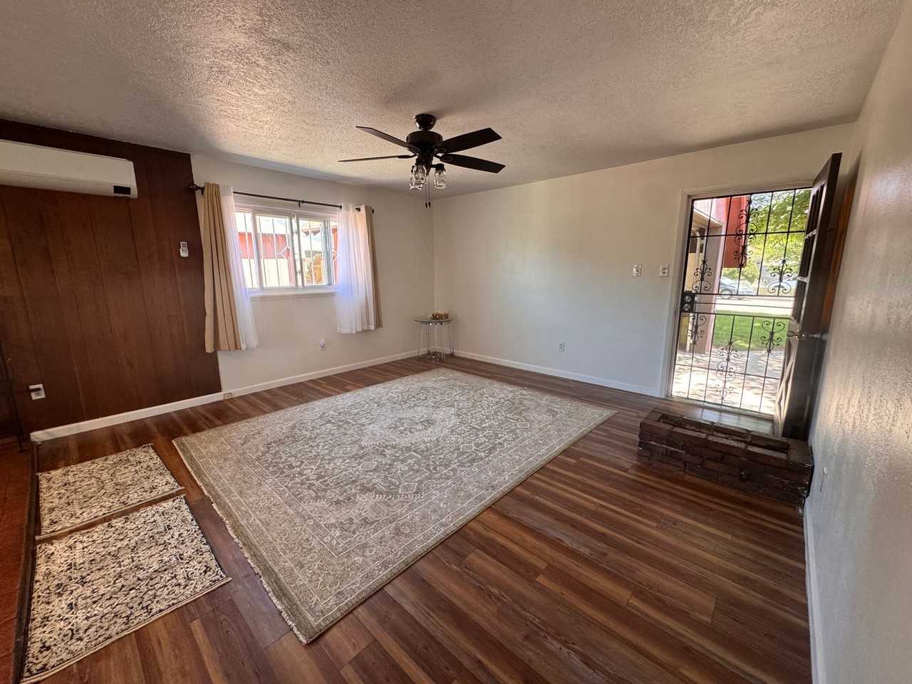 1205 Saint St Ne - Photo 6 of 18
