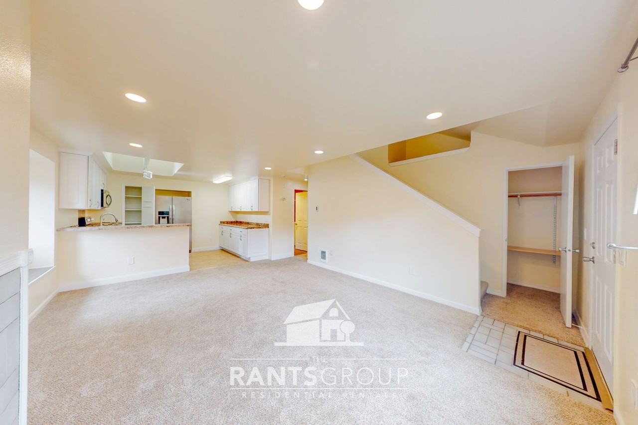 220 Israel Rd Sw - Photo 2 of 18