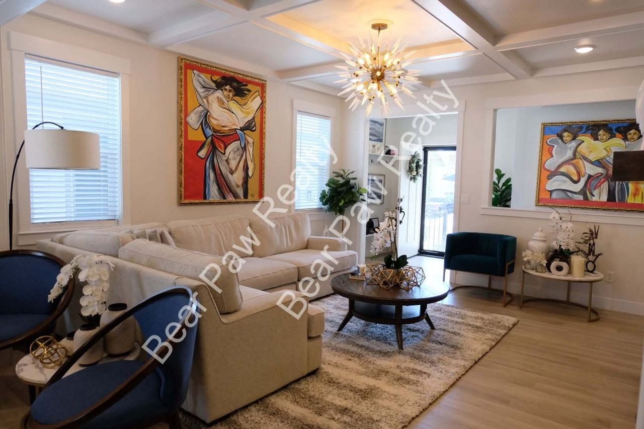 3523 Red Feather Trl - Photo 5 of 19
