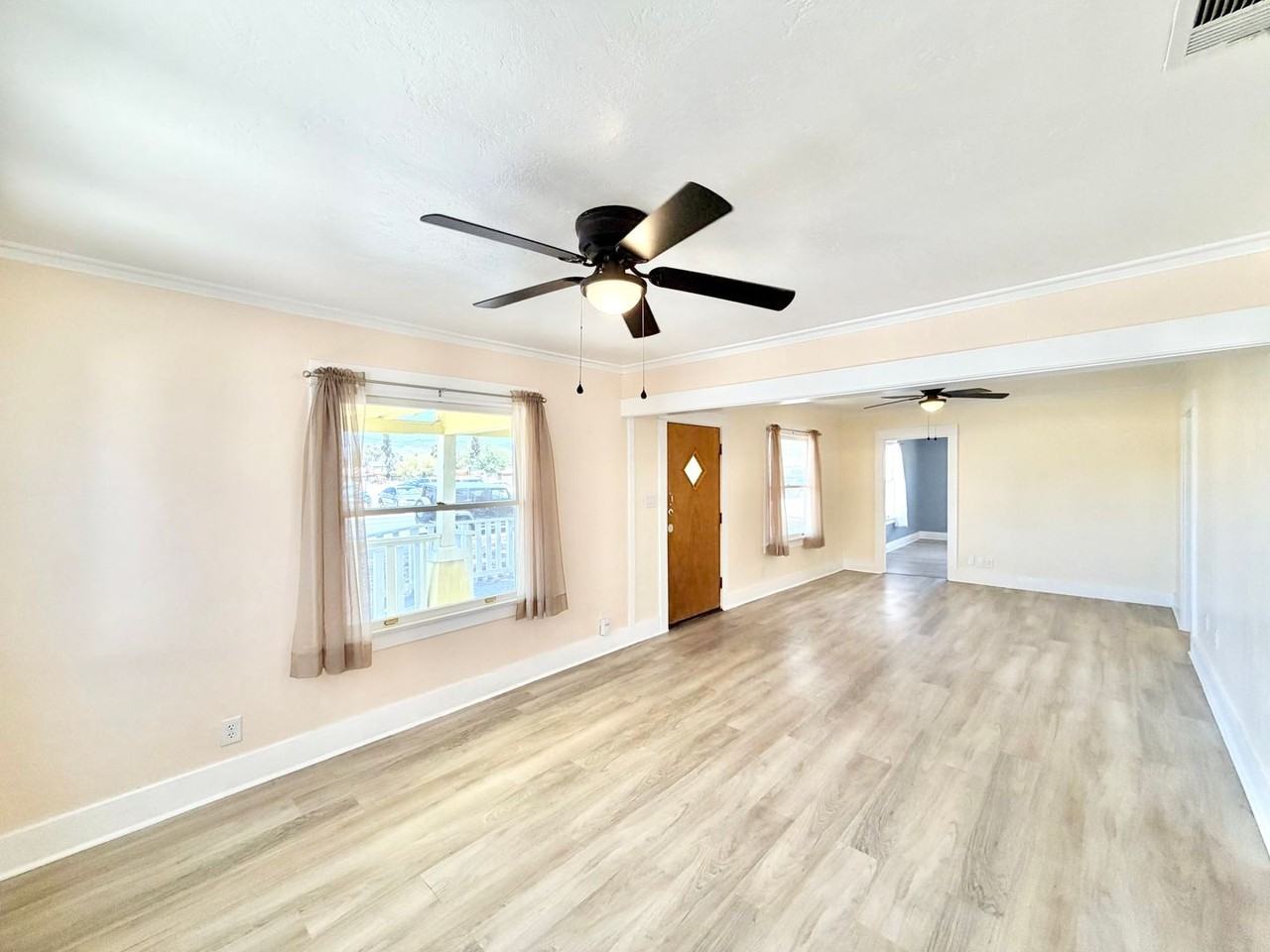41861 Acacia Ave - Photo 6 of 28