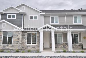 featured image of 2207 2207 S 1090 E