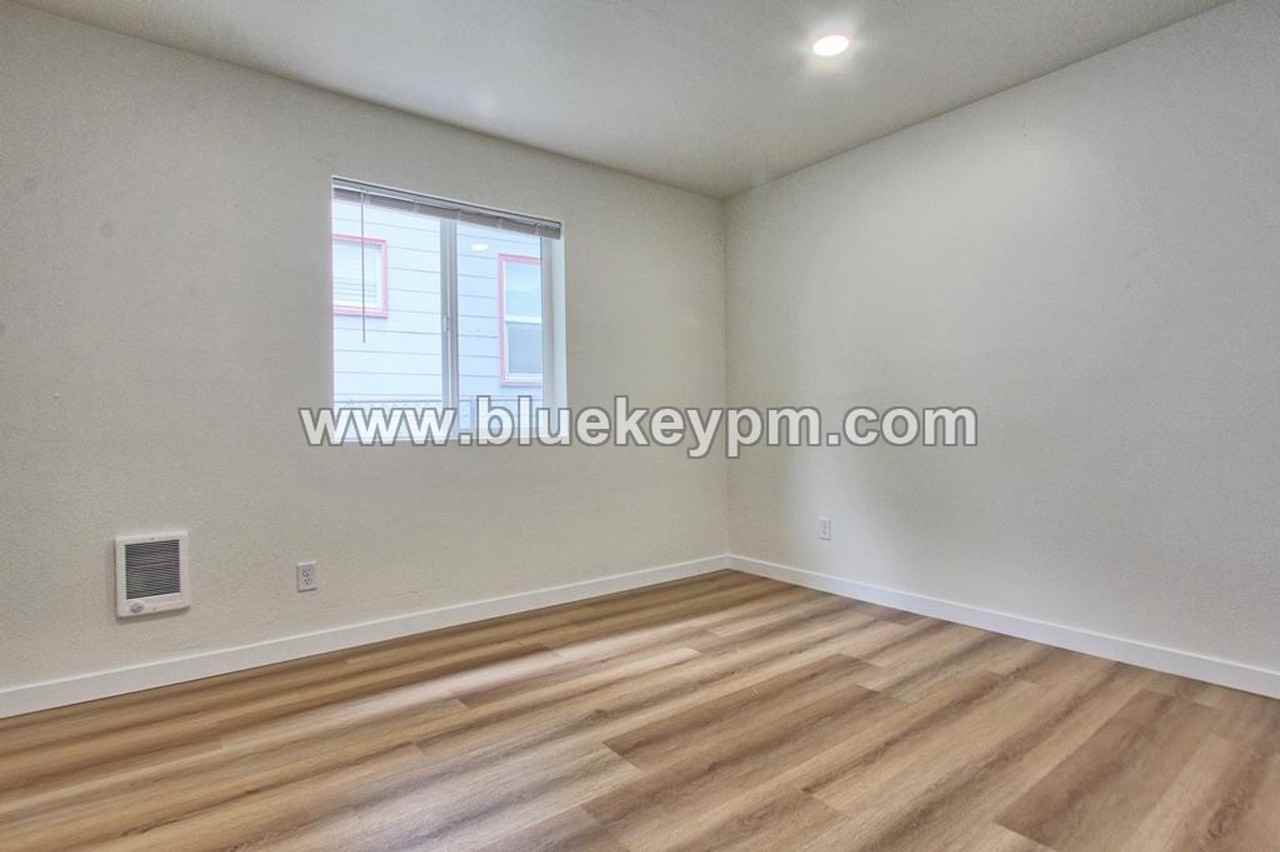 2905 Main St - Photo 7 of 9