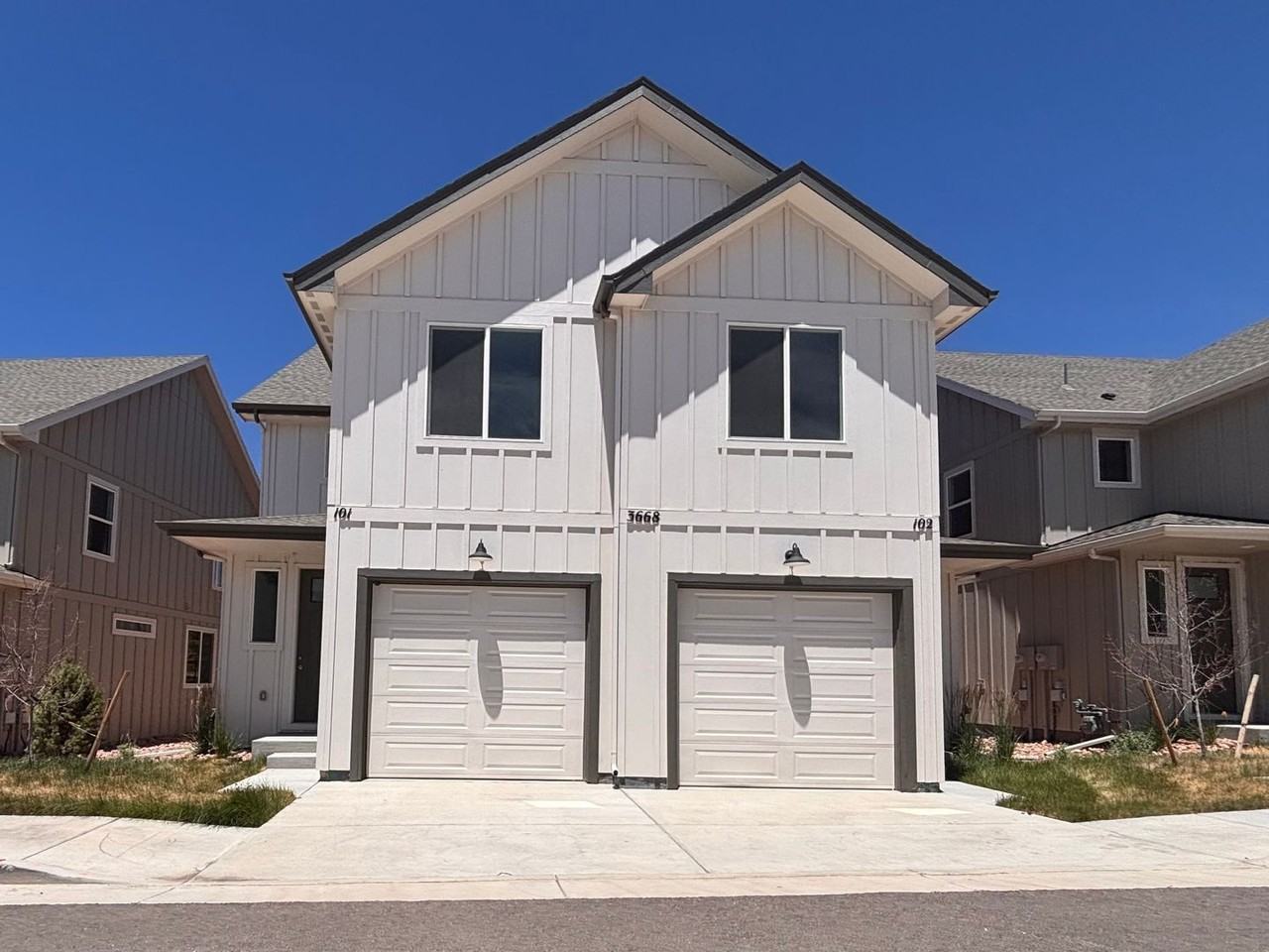 3638 Byram Pt - Photo 3 of 23