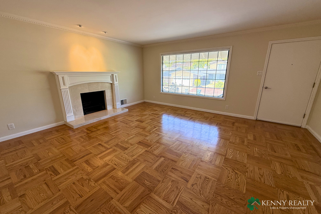 345 Granada Dr - Photo 5 of 42