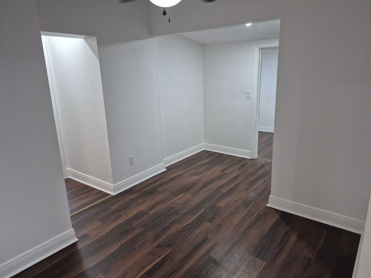 1402 E Bougainvillea Ave - Photo 6 of 25