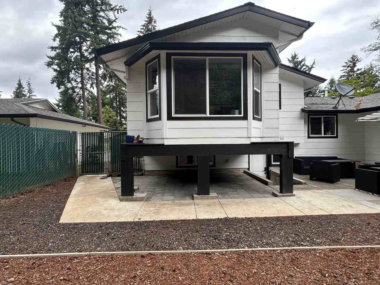 15136 Se Gladstone Dr #B - Photo 6 of 31