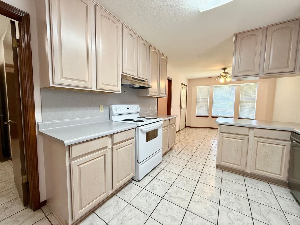 857 Turtle Creek Rd - Photo 6 of 19