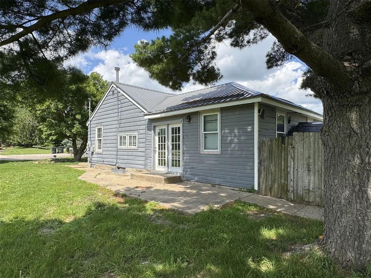 2629 24th Ave Se - Photo 5 of 7