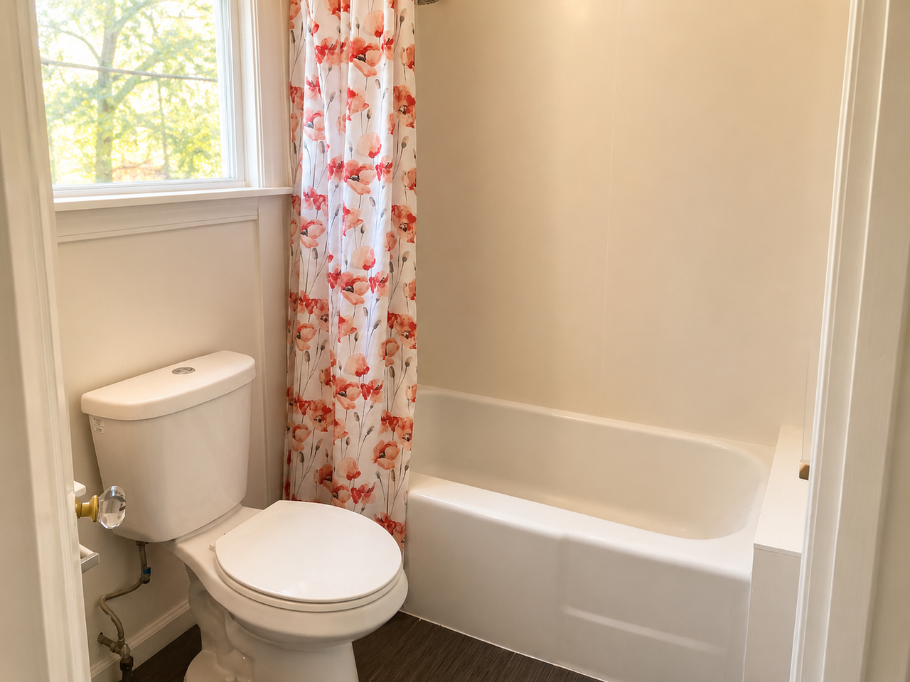 928 Geneva Ave - Photo 7 of 15