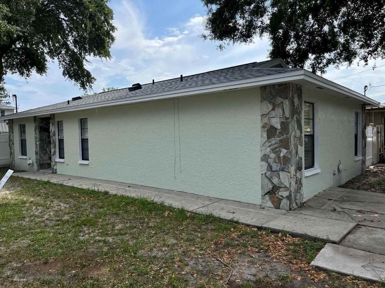 3802 W Hamilton Ave - Photo 3 of 20