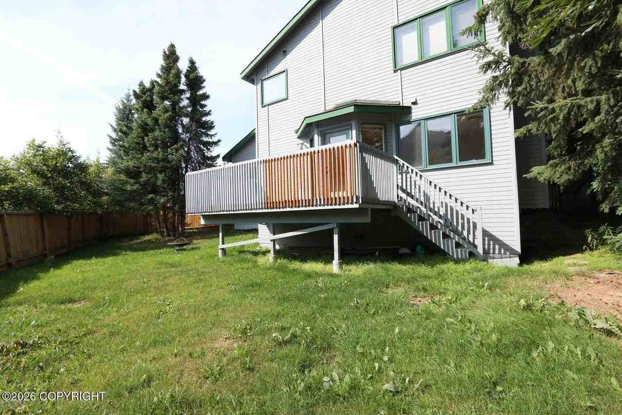19310 Verdant Cir - Photo 4 of 18