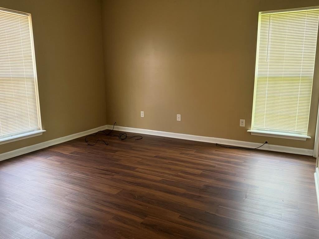 3432 Brook Hollow Pkwy - Photo 6 of 10