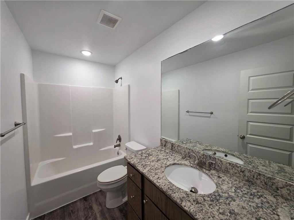 637 Hidden Springs Dr #1 - Photo 6 of 12