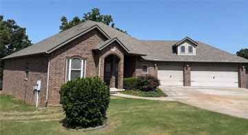 featured image of 2003 Ne Oak Trail Rd