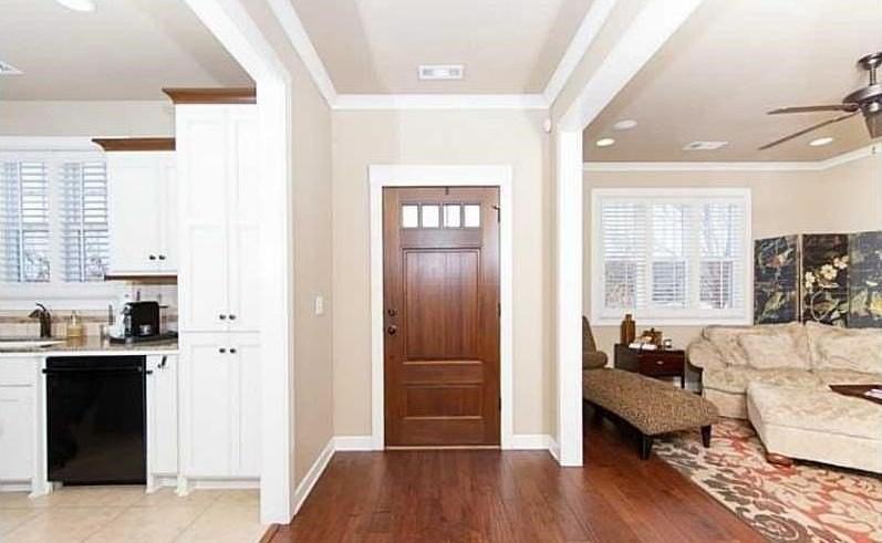 2590 E Carnation Ct - Photo 3 of 26