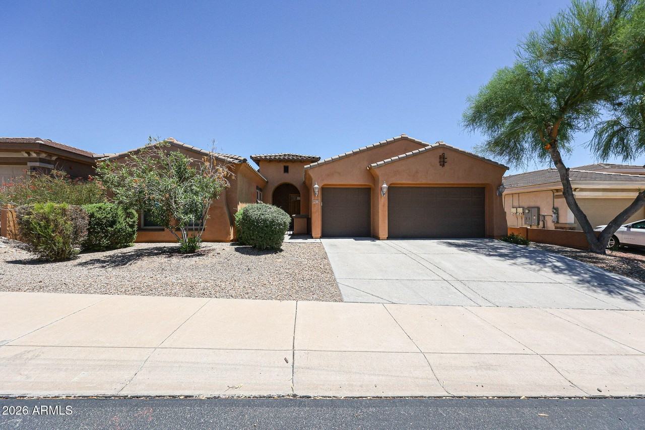 18175 W Narramore Rd - Photo 2 of 50