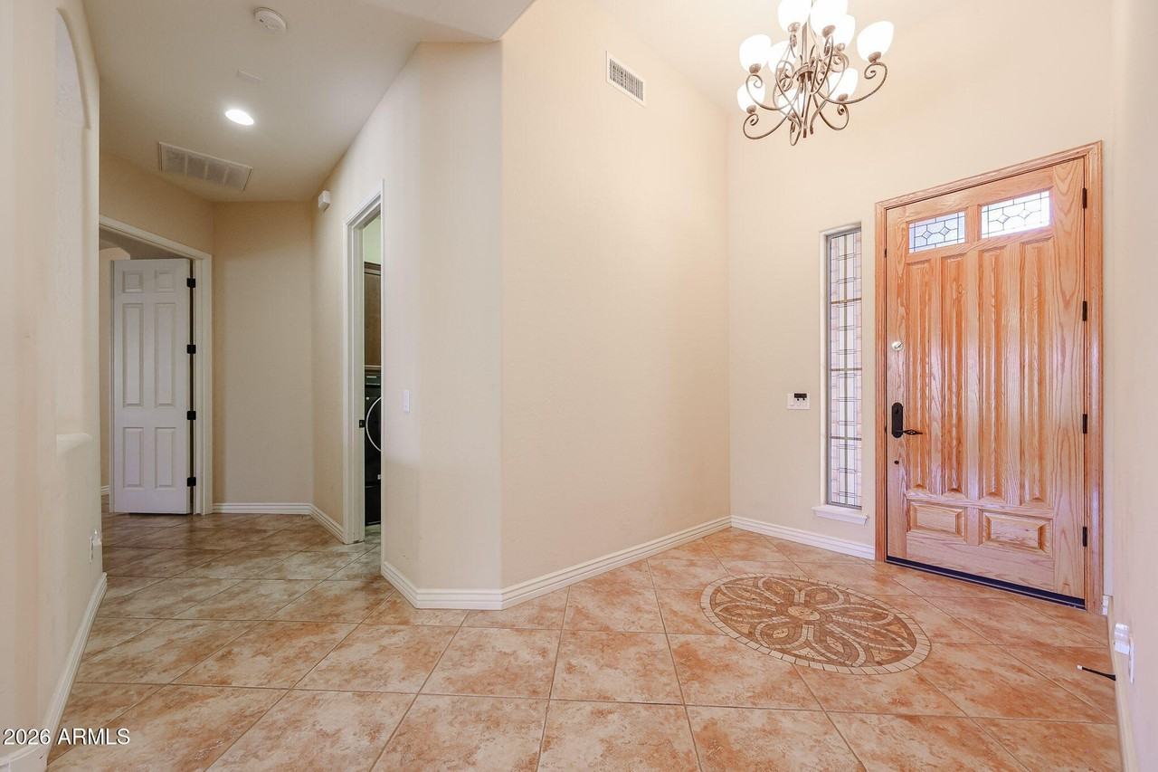 18175 W Narramore Rd - Photo 5 of 50