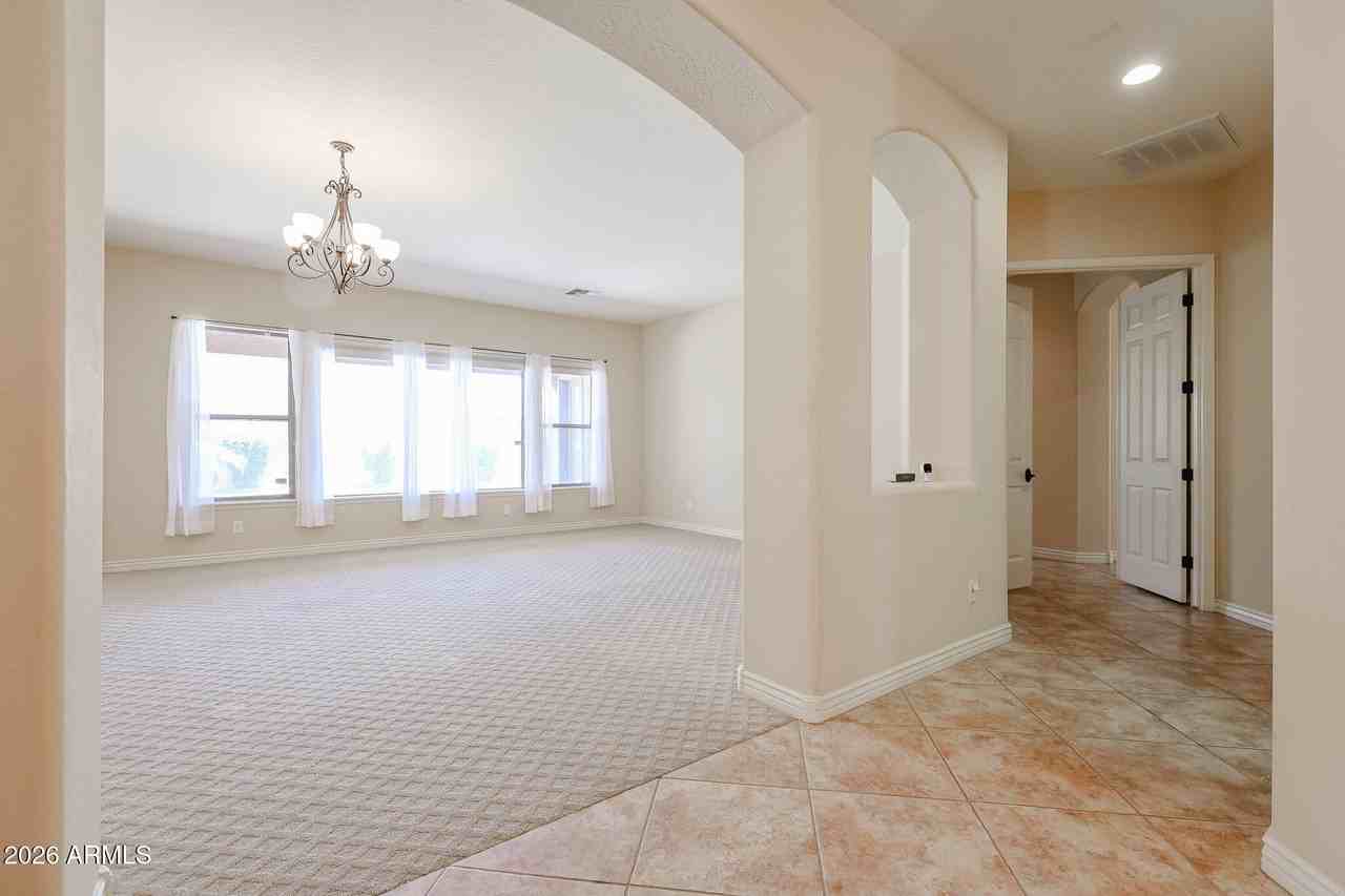 18175 W Narramore Rd - Photo 7 of 50