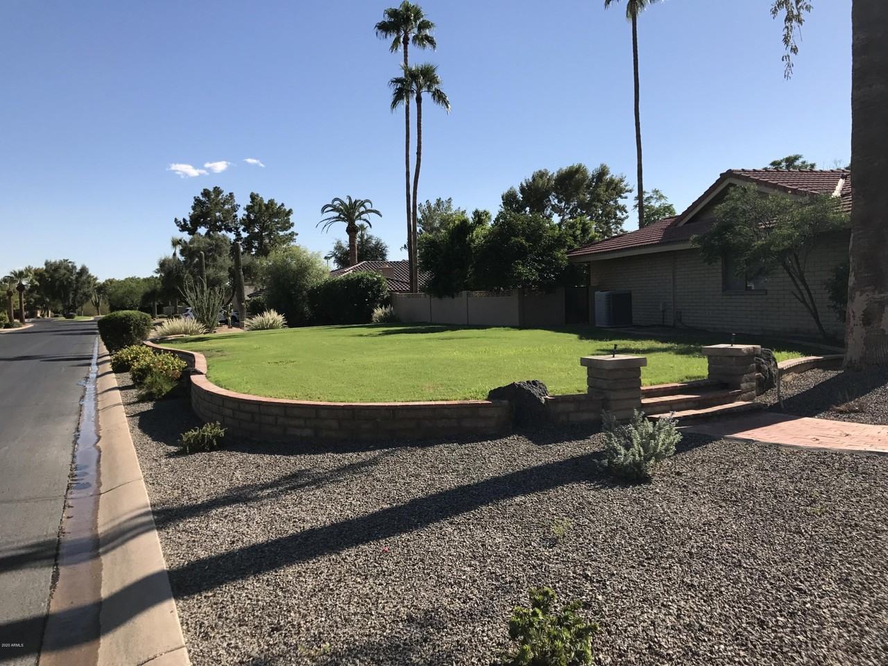 185 E Cercado Ln - Photo 5 of 40