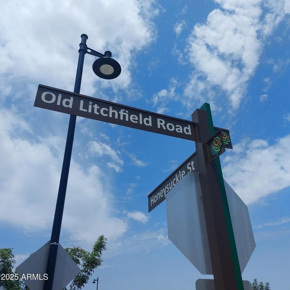 240 S Old Litchfield Rd #113