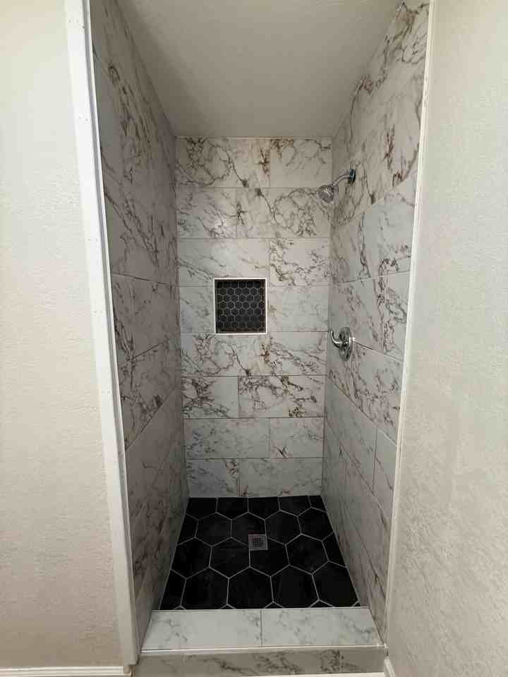 6124 Ray Ave - Photo 5 of 9