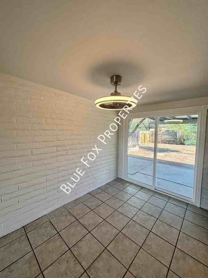 2780 West Vía Del Santo - Photo 6 of 23