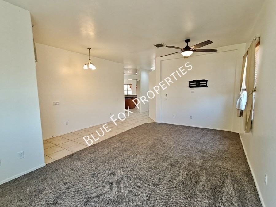 7063 W Autumn Dew Ct - Photo 6 of 36