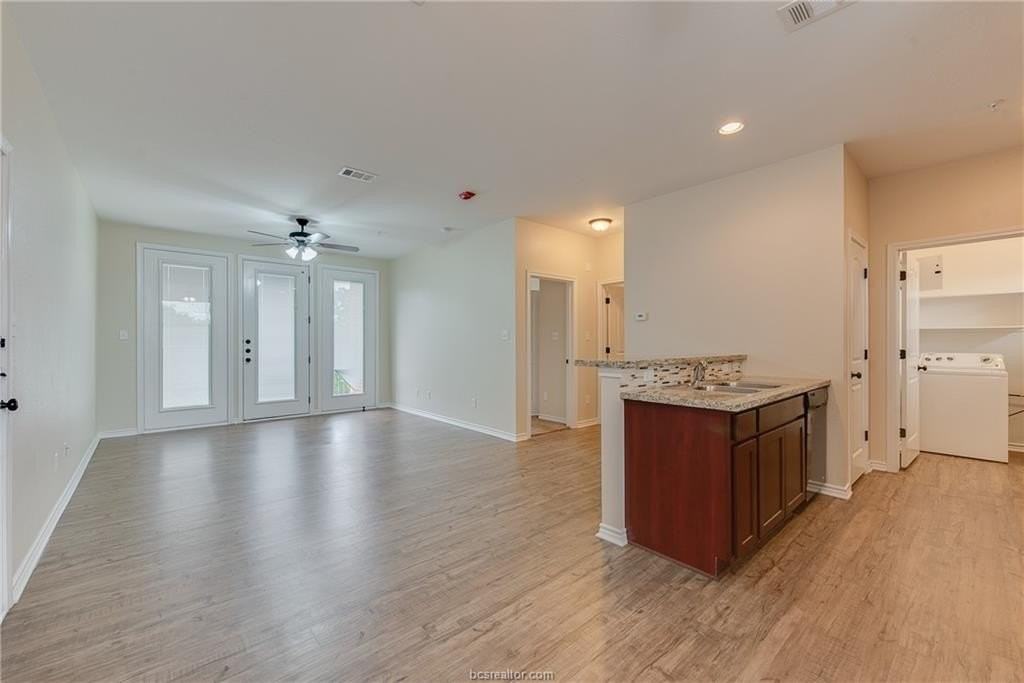 1915 Dartmouth St #3023 - Photo 5 of 20