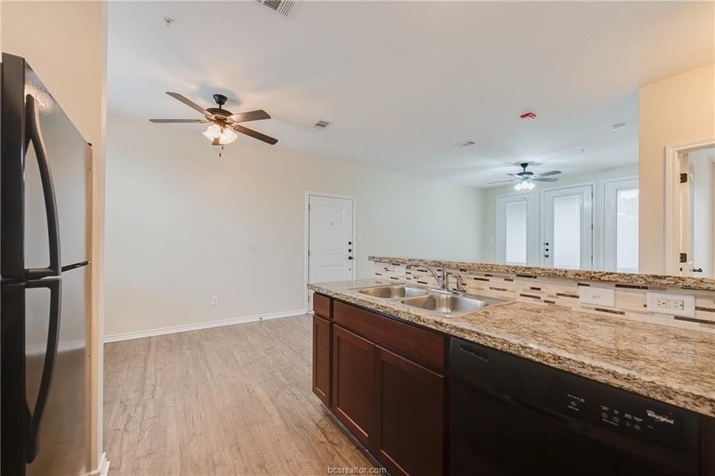 1915 Dartmouth St #3023 - Photo 6 of 20
