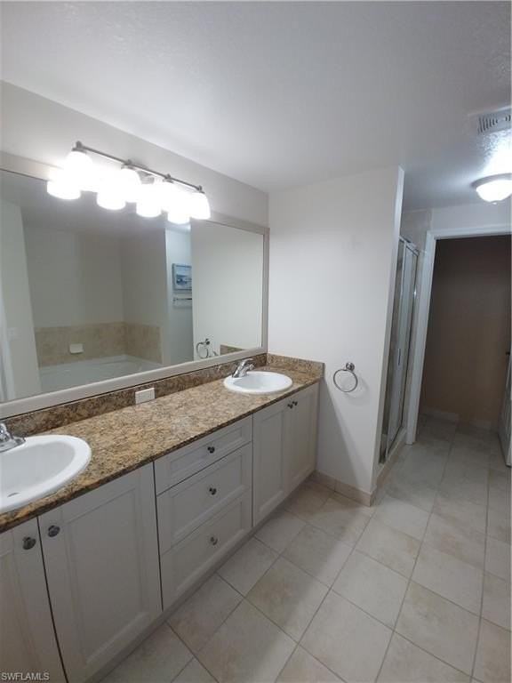 20140 Estero Gardens Cir #204 - Photo 7 of 28