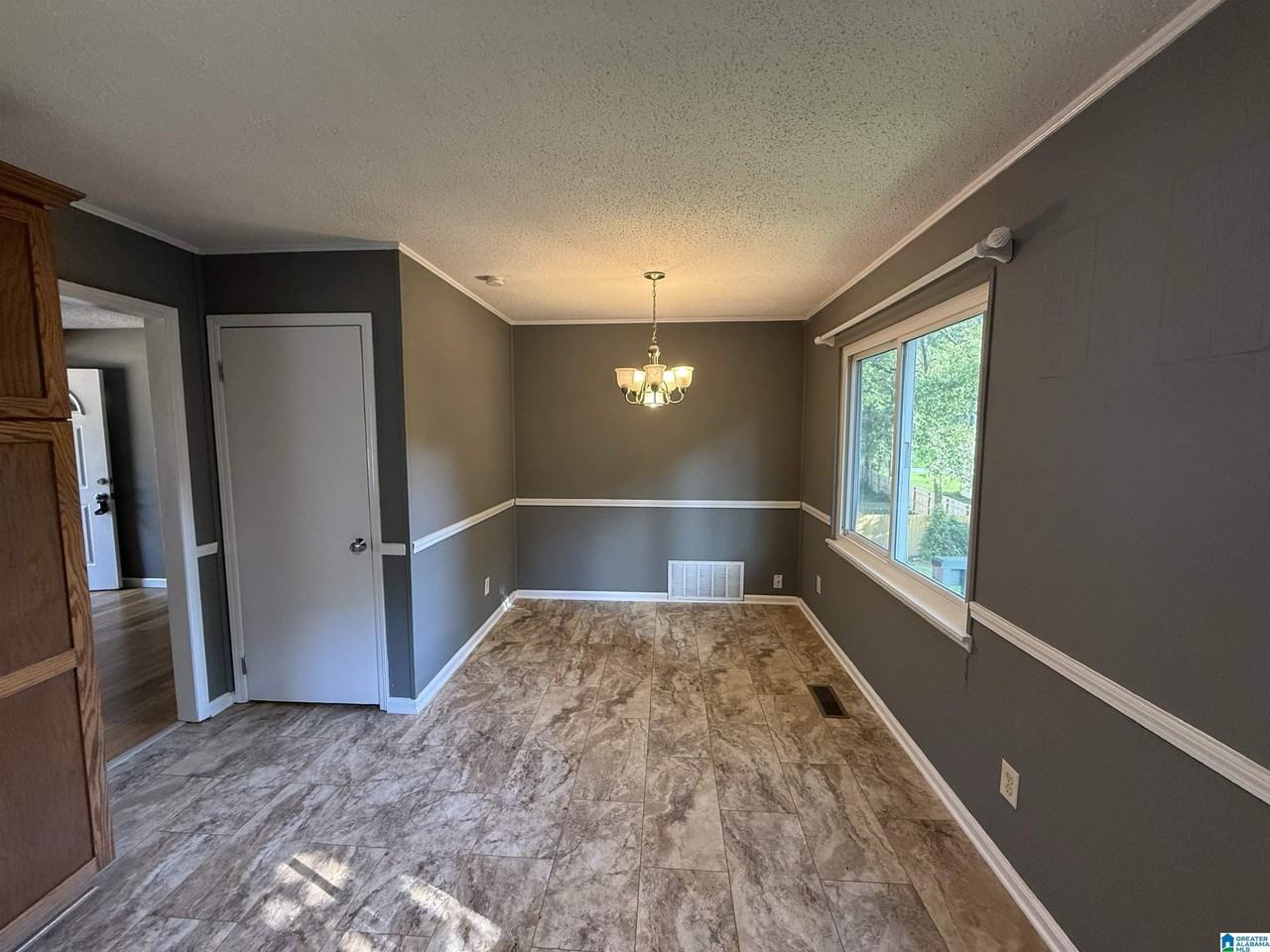 5330 Tyler Loop Rd - Photo 5 of 16