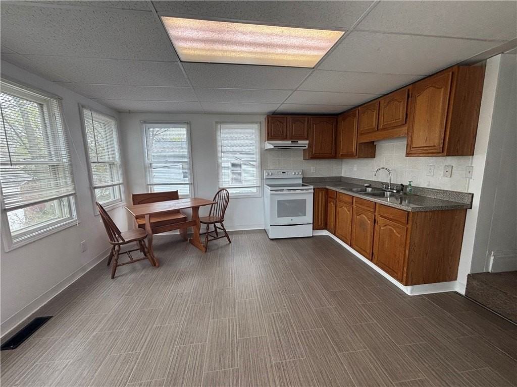 612 B Upper W Church Street - Photo 2 of 12