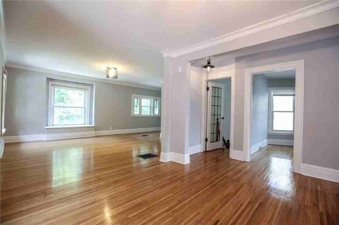 29 Birch Cres #UP - Photo 5 of 31