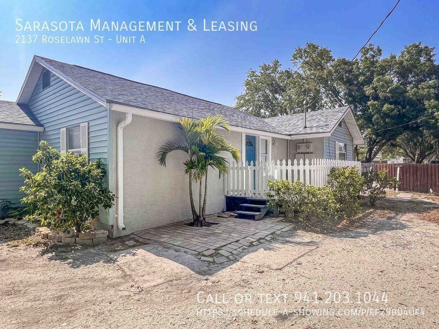 2137 Roselawn St #A - Photo 2 of 17