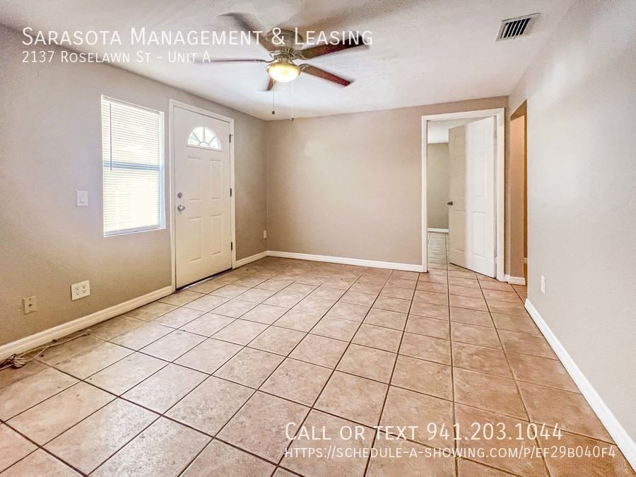 2137 Roselawn St #A - Photo 4 of 17