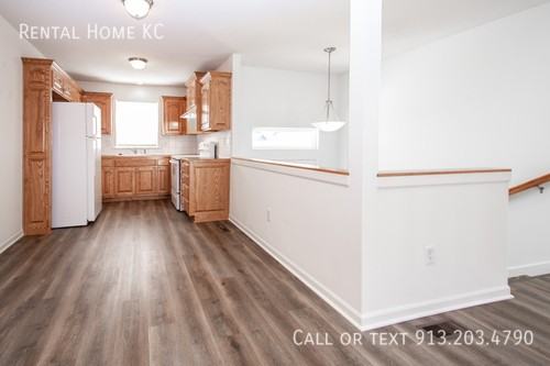 5918 Brittany St - Photo 7 of 17